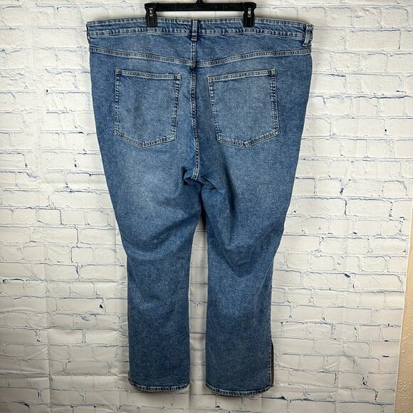H&M Faded Straight Leg Jeans Women's  Plus Size 4XL - Picture 2 of 6